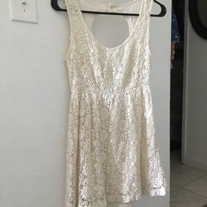 Billabong crochet dress (S)
